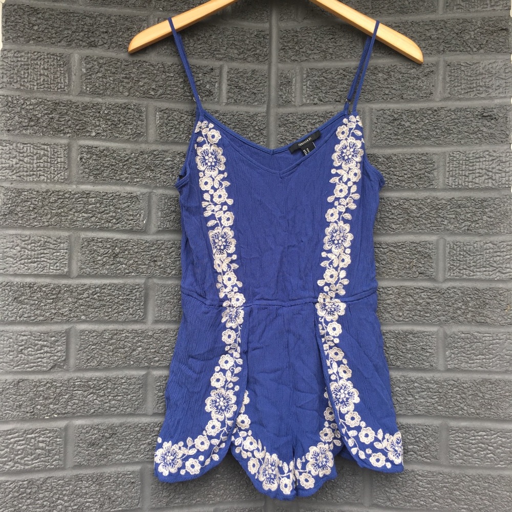Romper with cute lace detail